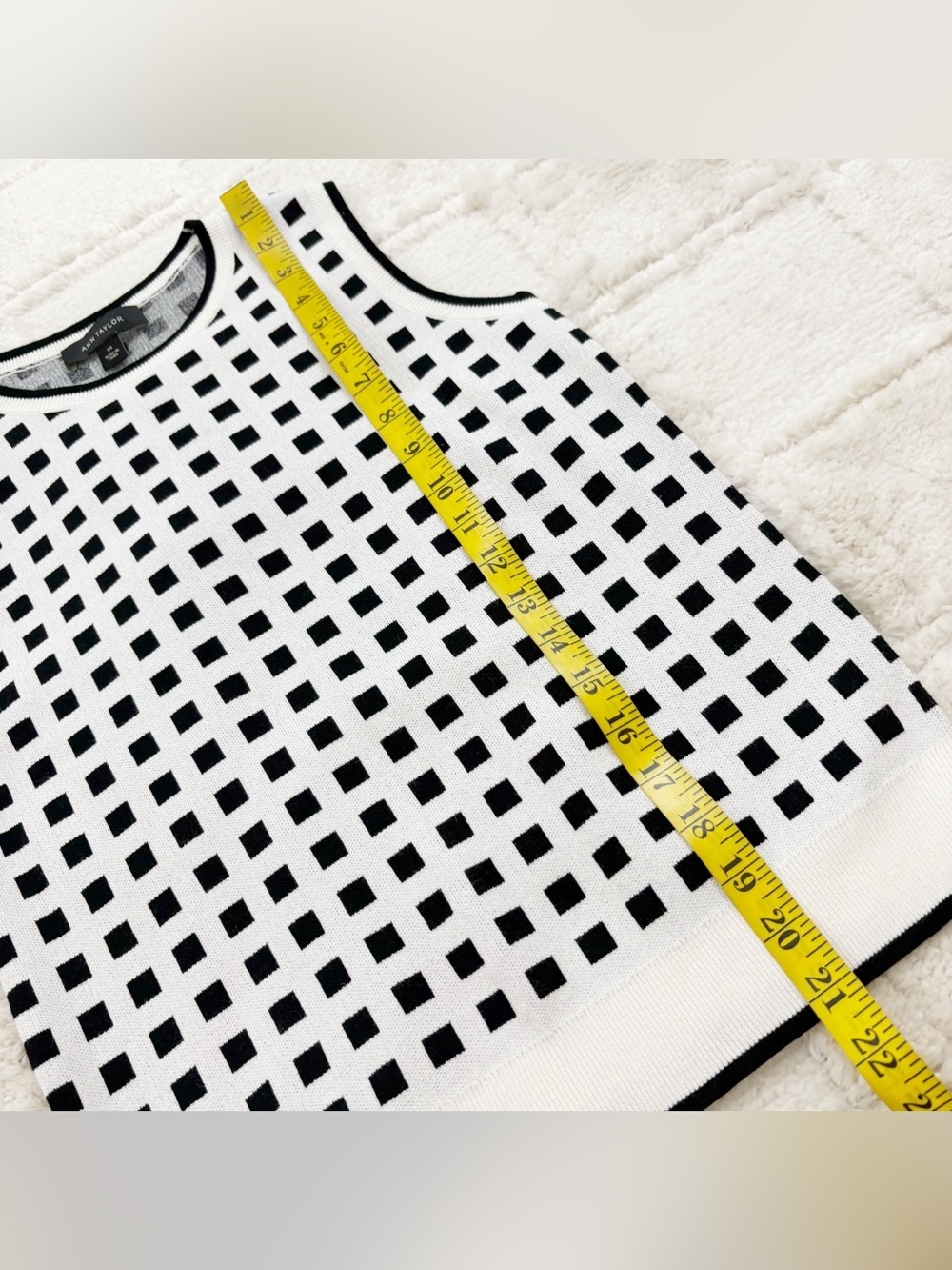 Ann Taylor Black and White Grid Sleeveless Top XS - Picture 8 of 9